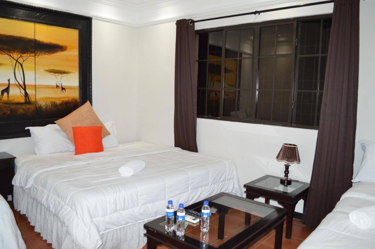 Hotel Villa Antigua ซานซัลวาดอร์ ภายนอก รูปภาพ
