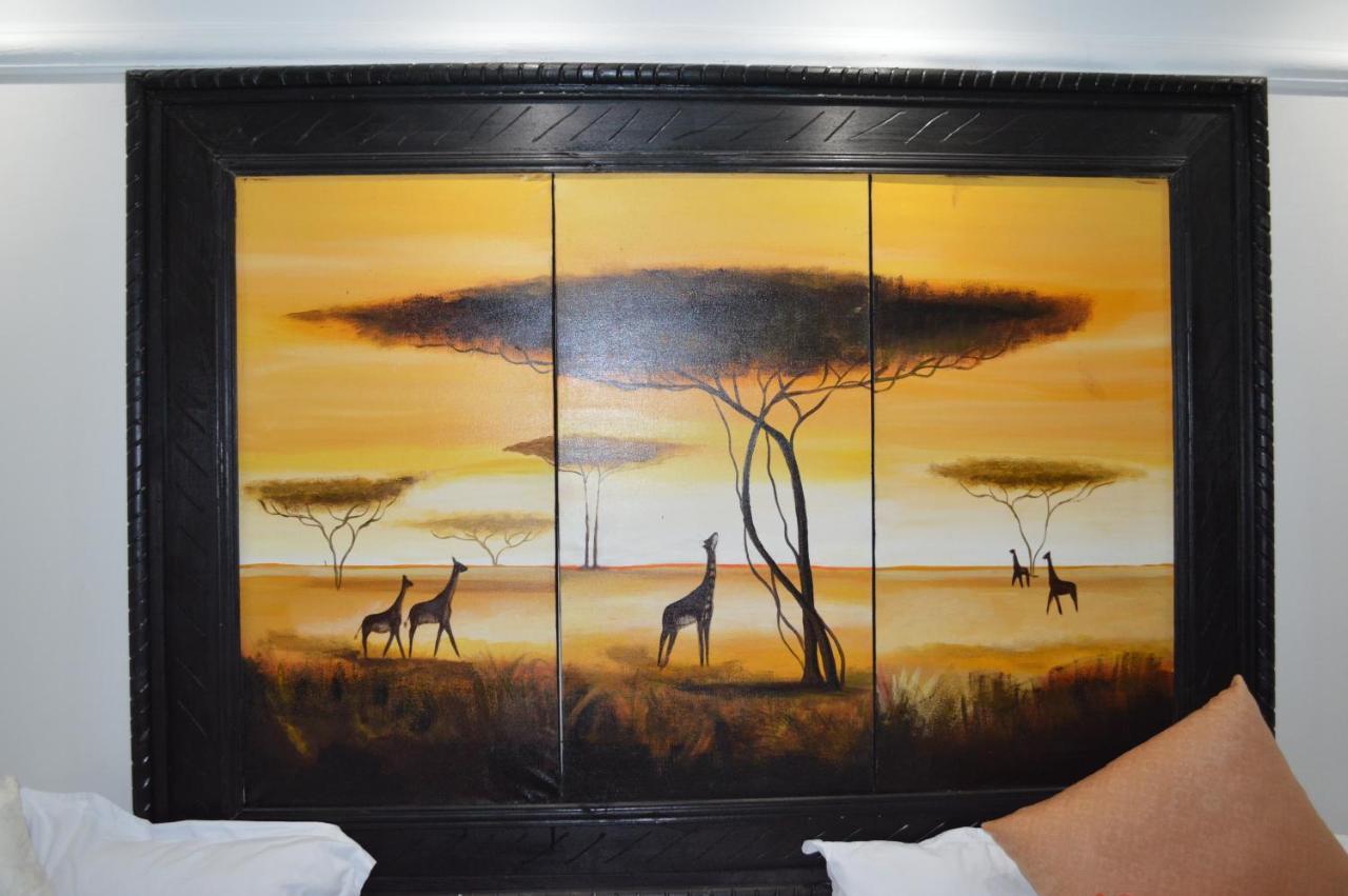 Hotel Villa Antigua ซานซัลวาดอร์ ภายนอก รูปภาพ